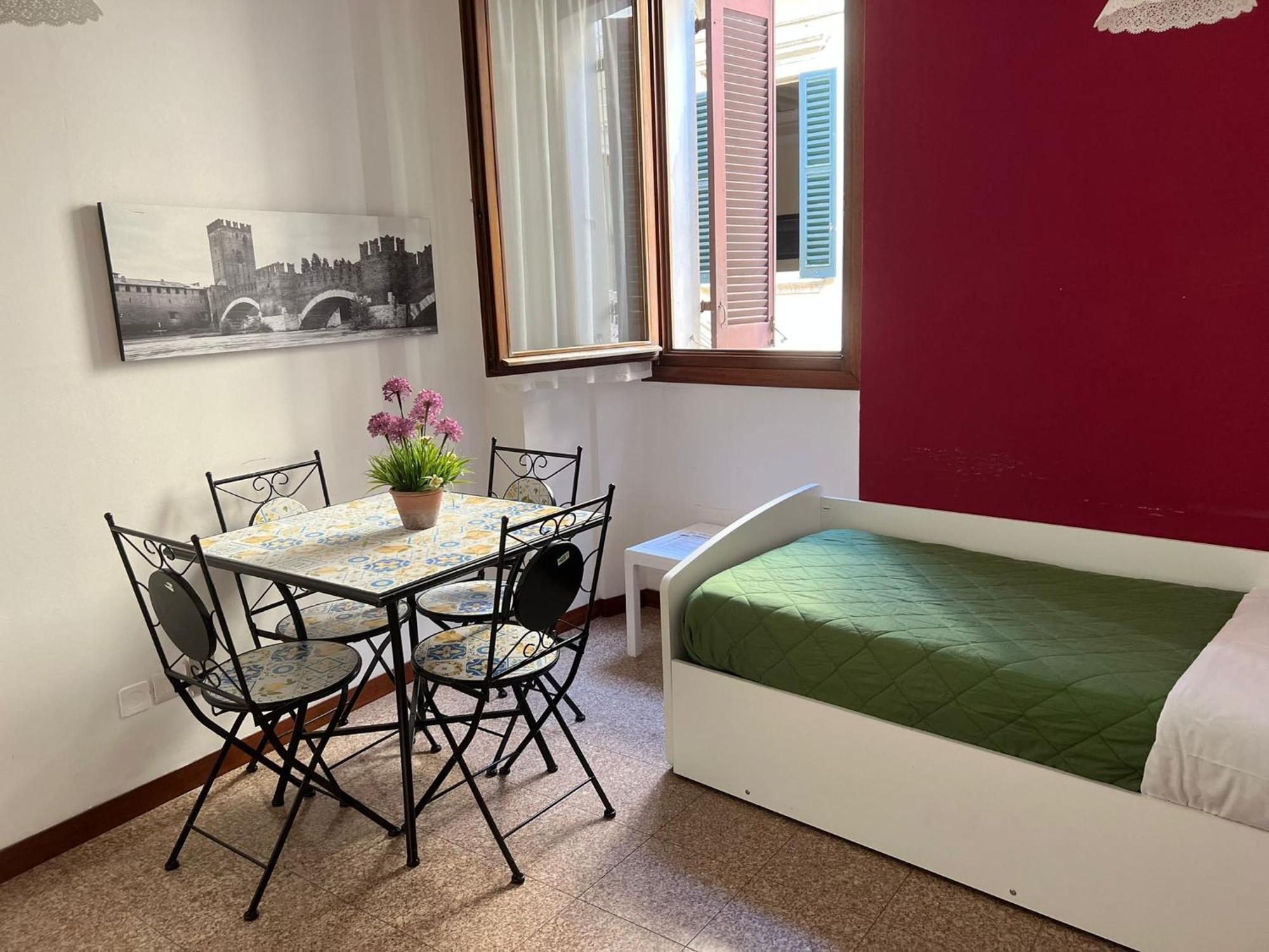 Marconi Rooms Loggia Delle Erbe Verona Luaran gambar