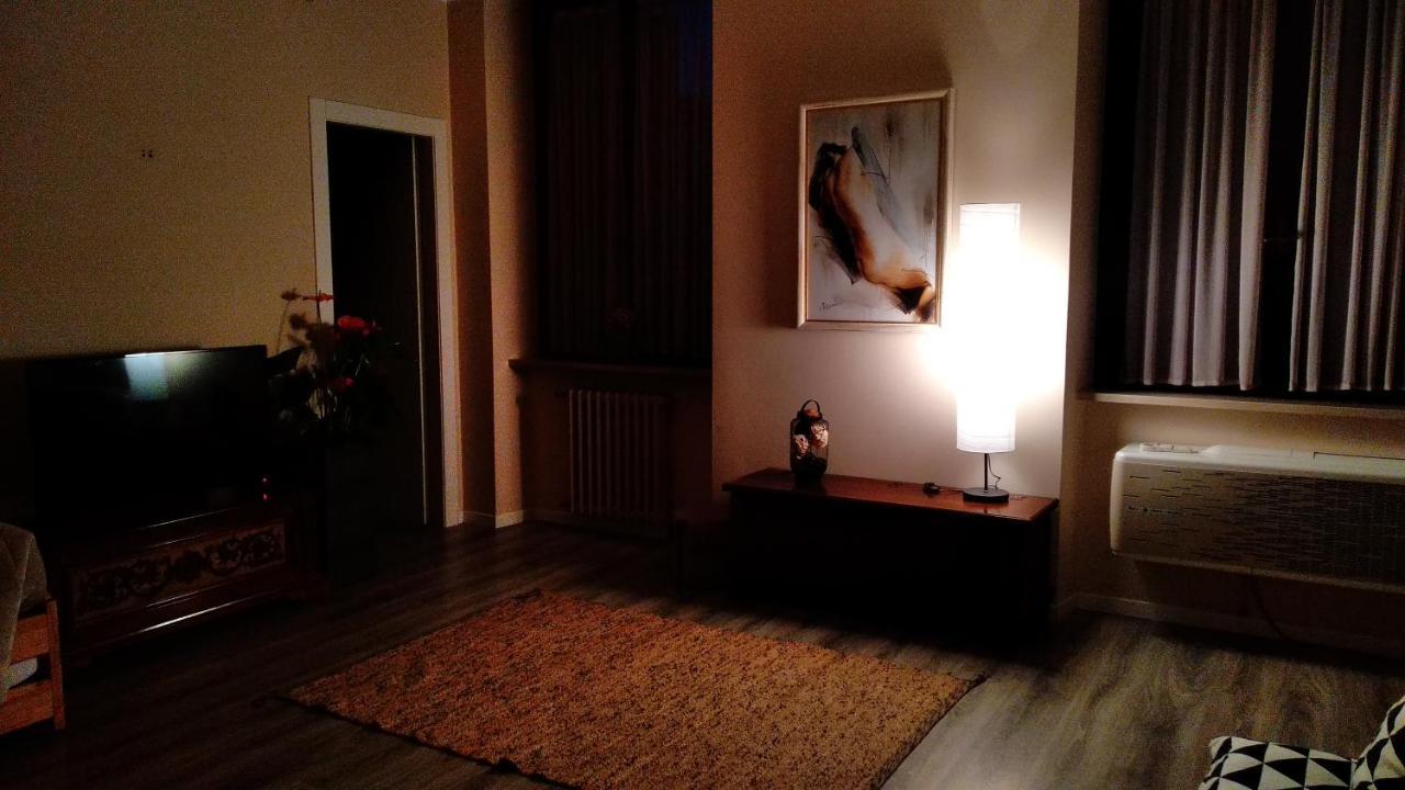 Marconi Rooms Loggia Delle Erbe Verona Luaran gambar